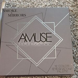 Smoke & Mirrors Eyeshadow Palette